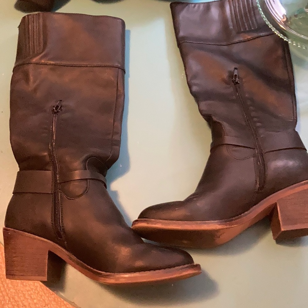 Faux black leather boots size 10 XOXO brand